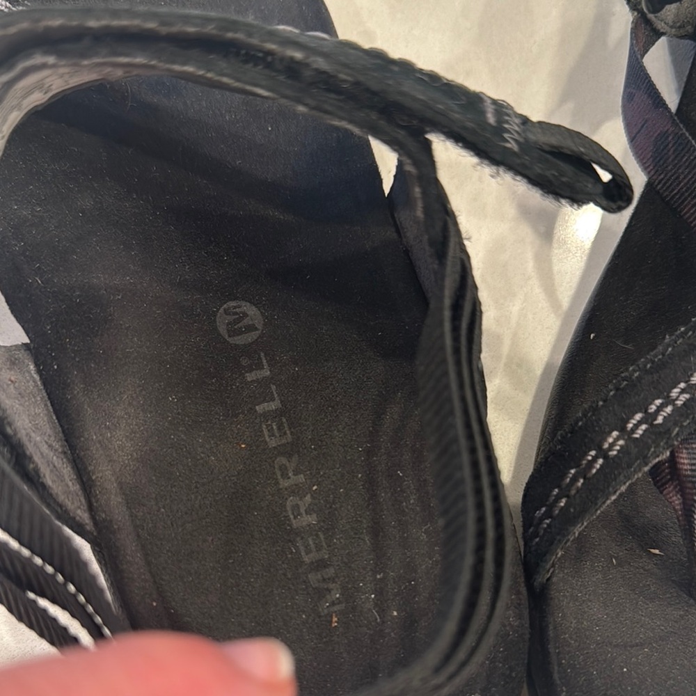 Merrell Women's Black Sandals - Picture 3 of 9